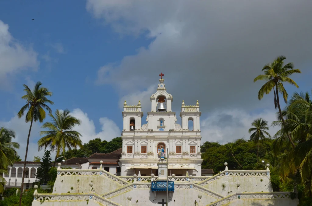 Top 10 places to visit in Goa - The symmetric white zigzag staircase of Panaji Immaculate Conception Church